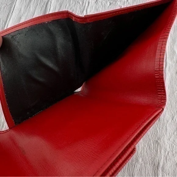 AUTHENTIC Louis Vuitton Marco Wallet. Red.